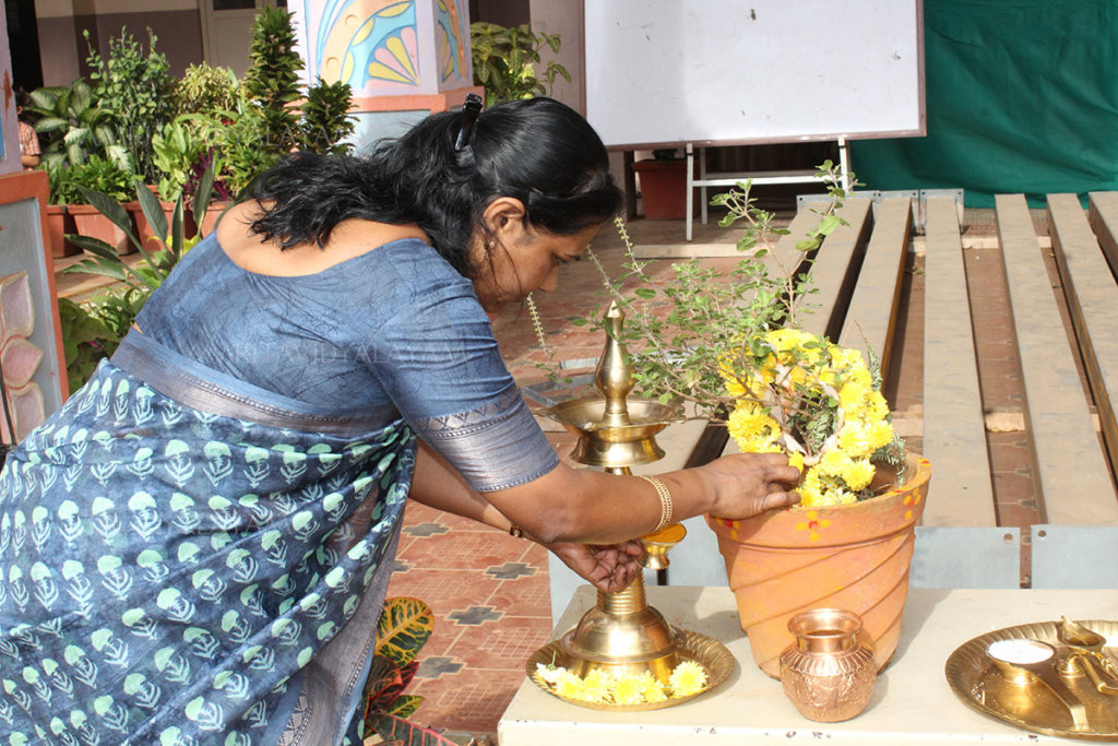 TULASI POOJA Amrita Vidyalayam Bengaluru